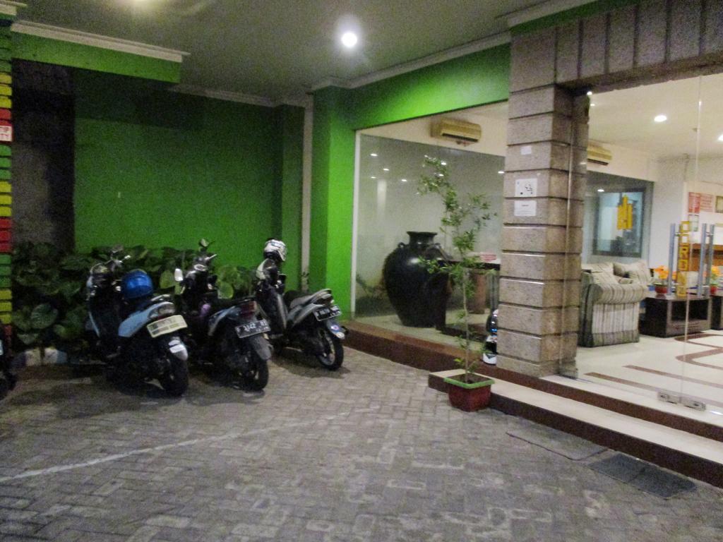 Hotel Caravan Tanah Abang Jakarta Exteriér fotografie