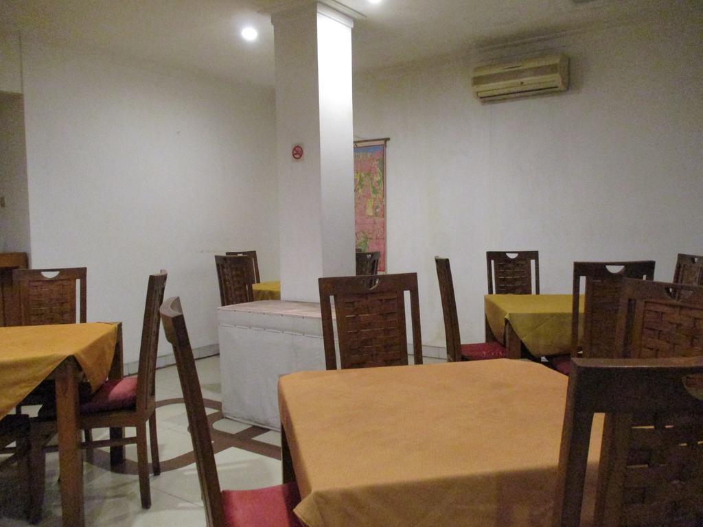 Hotel Caravan Tanah Abang Jakarta Exteriér fotografie